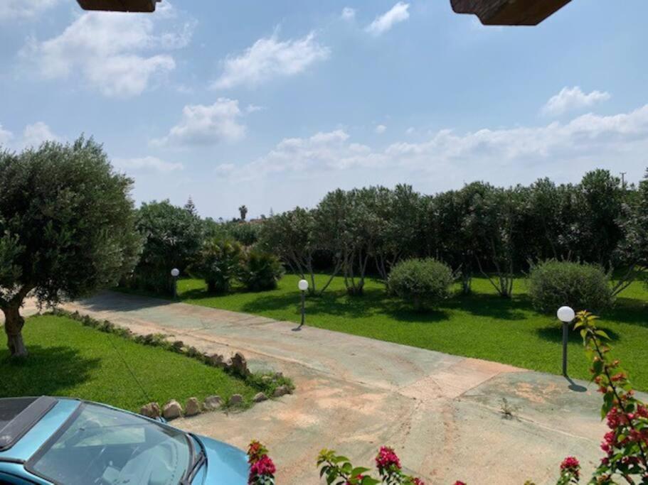 Villa Maveda, Un Dammuso Immerso Nel Verde Lampedusa Exterior foto